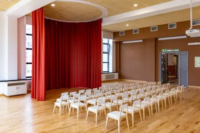 Cоседские центры и мейкерспейс