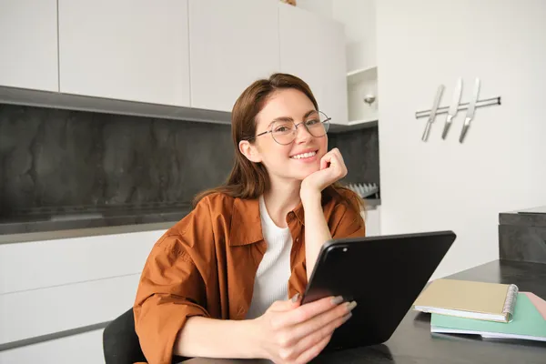 Объединяем в себе предложения всех ведущих ипотечных банков России